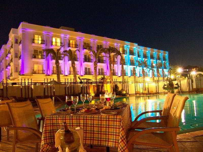 Rocks Hotel & Casino Kyrenia  Exterior photo