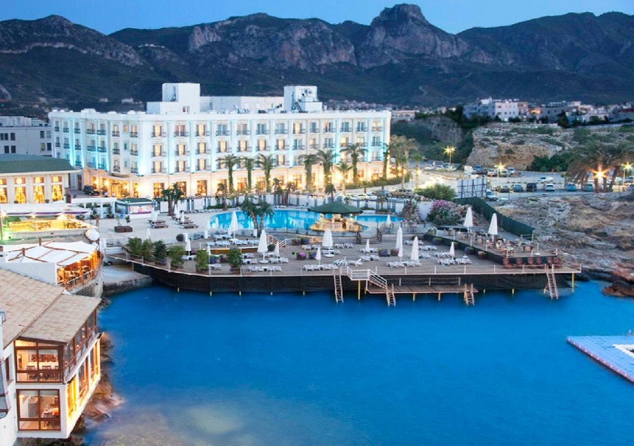 Rocks Hotel & Casino Kyrenia  Exterior photo